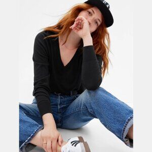 Gap Easy Pullover Cotton Modal blend Vneck sweater Black